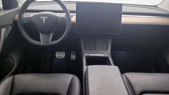 TESLA MODEL Y 2021 5YJYGDEF4MF209851 image